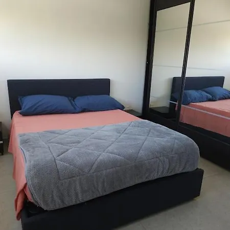 Le Vauban Grand 2 Pieces Parking 아파트 앙티브