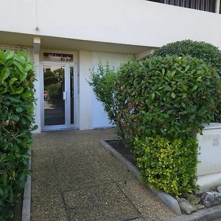 아파트 Le Vauban Grand 2 Pieces Parking 앙티브