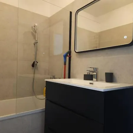 아파트 Le Vauban Grand 2 Pieces Parking