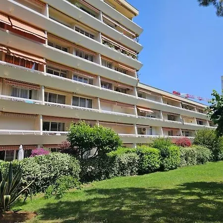 Le Vauban Grand 2 Pieces Parking Antibes